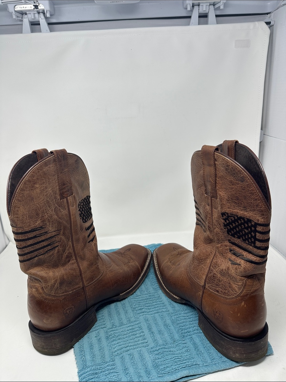 Ariat Boots Size 9D - Picture 5 of 8